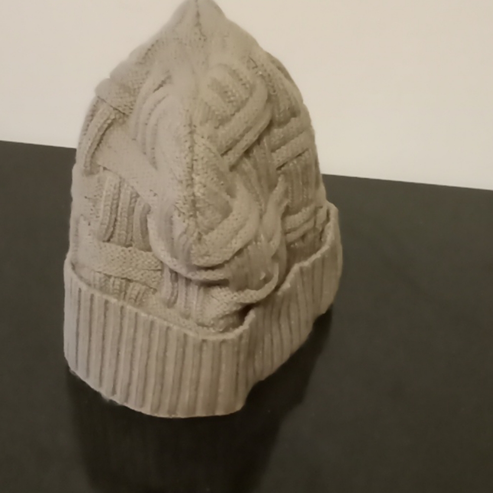 Women's hat - Picture 2 of 4